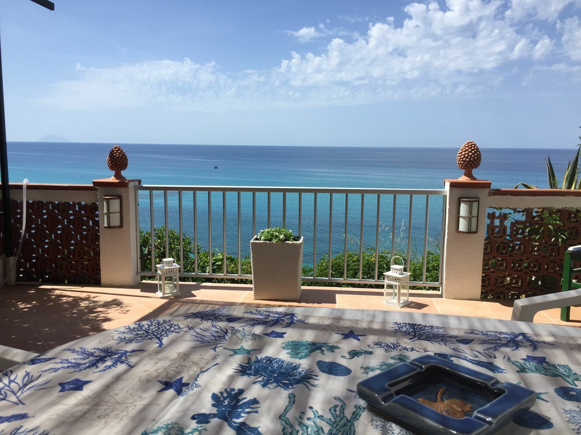 La Marinette Apartman Tropea Kültér fotó