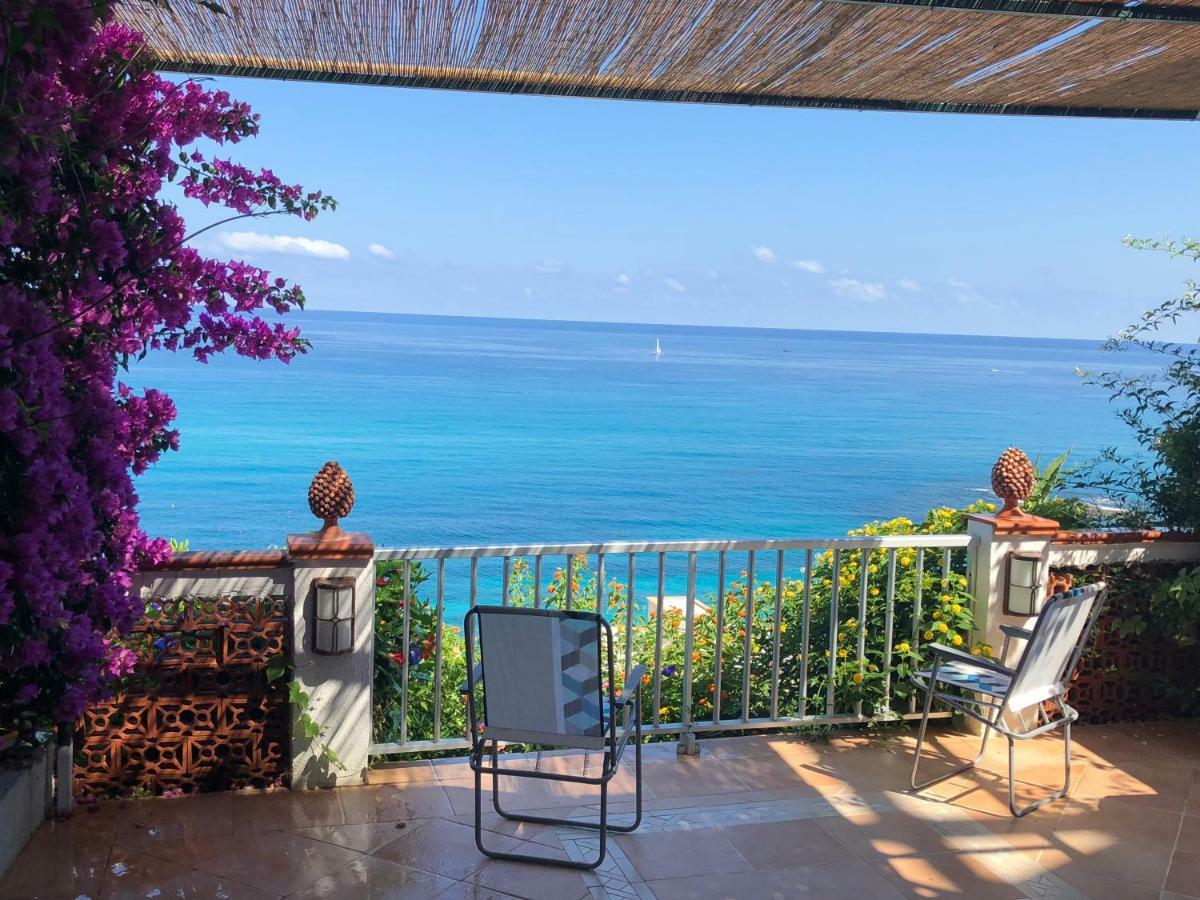 La Marinette Apartman Tropea Kültér fotó